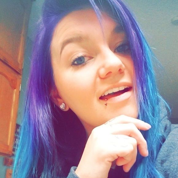 Meet your Posher, Brooklyn - Picture 1 of 1